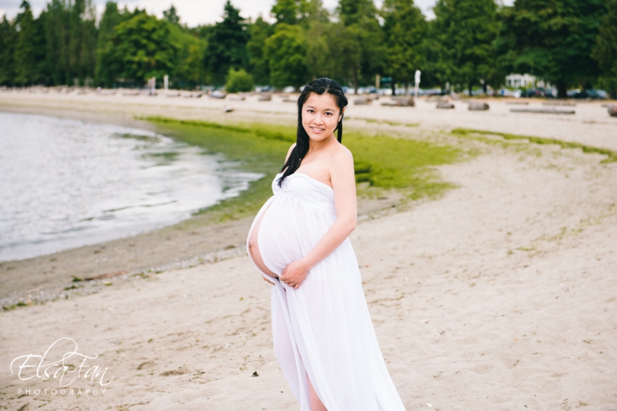 Spanish Bank Vancouver Maternity Photography